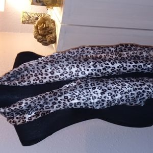 NWT Scarf